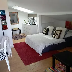 Couette-café La Mansardiere, Villecroze