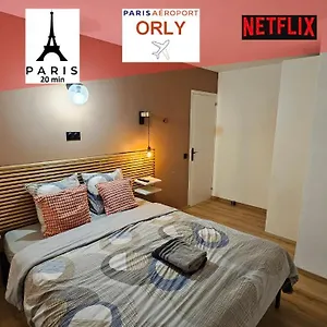 Maison Des Voyageurs Cerise - Paris Orly , Choisy-le-Roi France