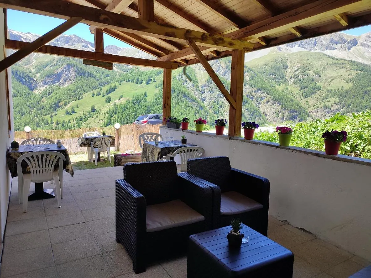 O 2040 Chambre Sapin Saint-Veran  Bed & Breakfast