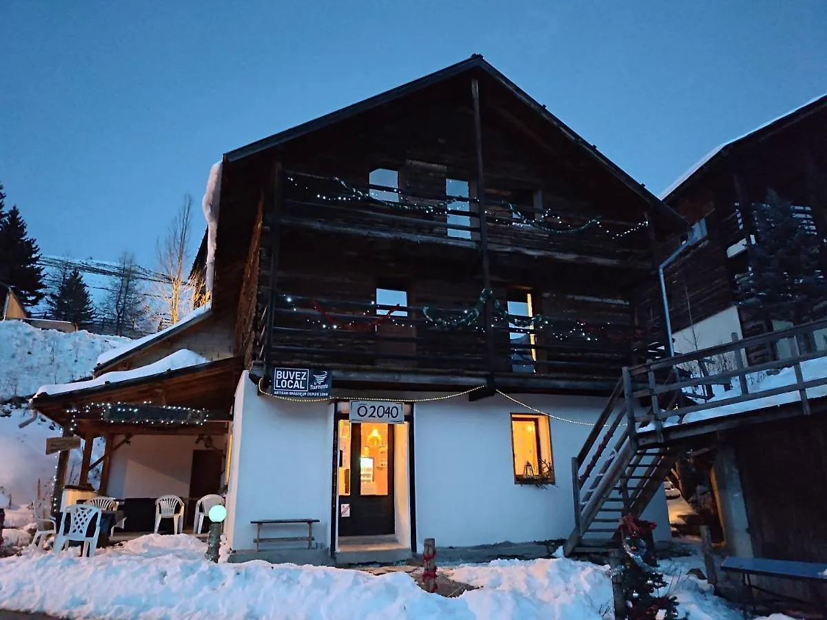 O 2040 Chambre Sapin Saint-Veran  Bed & Breakfast Saint-Veran (Hautes-Alpes)
